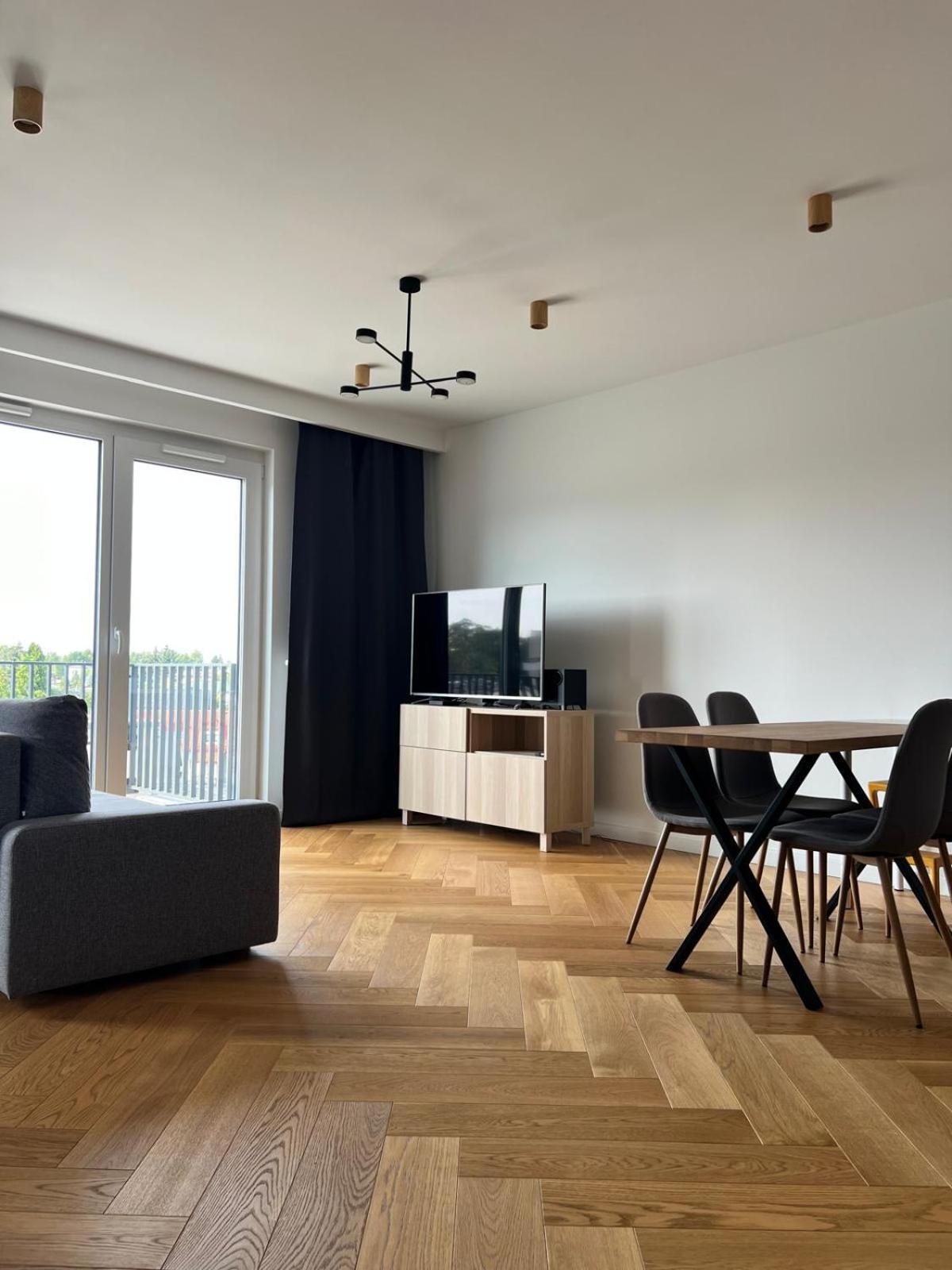Mieszkanie Blisko Radomskiego Centrum Onkologii Esterno foto