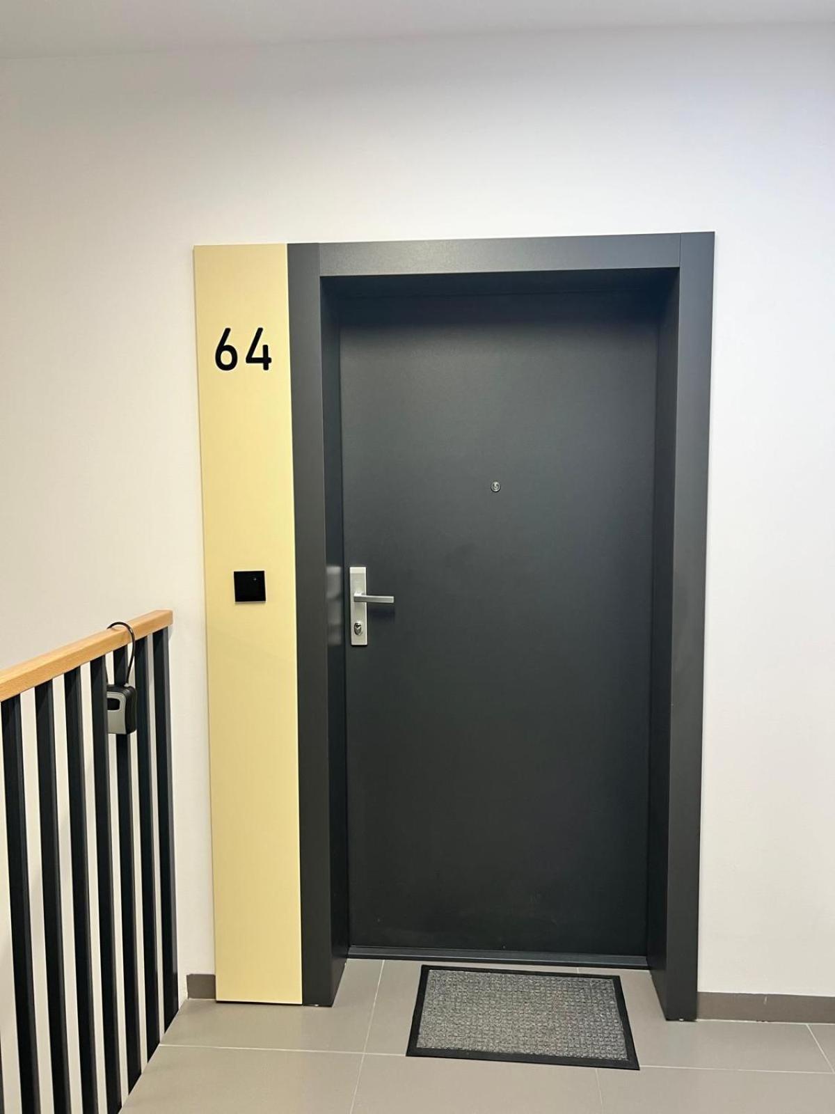 Mieszkanie Blisko Radomskiego Centrum Onkologii Esterno foto